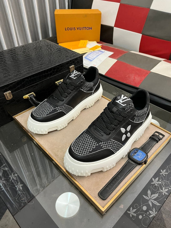 LV SNEAKER IN BLACK MONOGRAM CALFSKIN AND DENIM