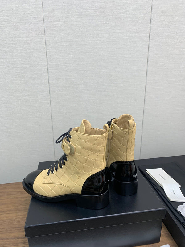 CC Short Boots Beige Cowhide