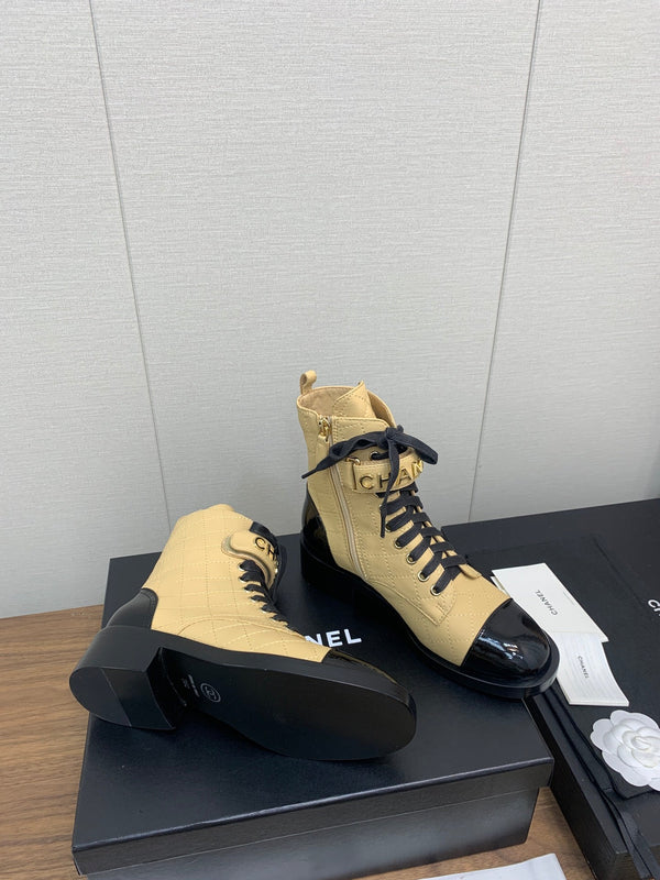 CC Short Boots Beige Cowhide