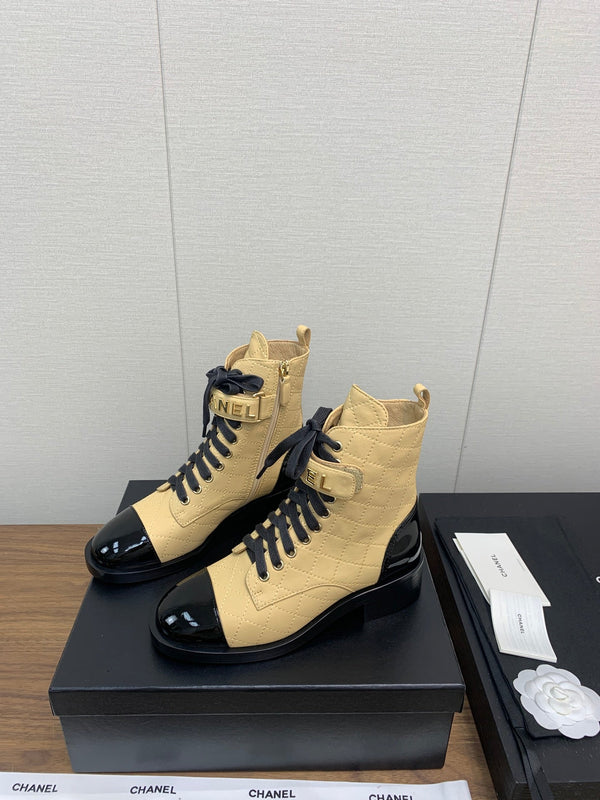 CC Short Boots Beige Cowhide