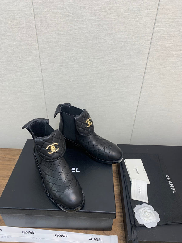 CC Short Boots 45mm Black Lambskin