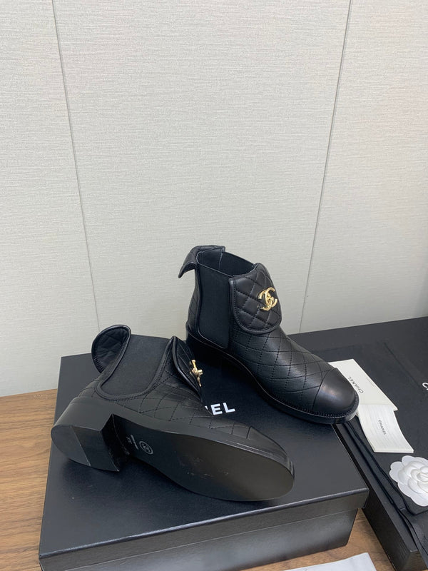 CC Short Boots 45mm Black Lambskin