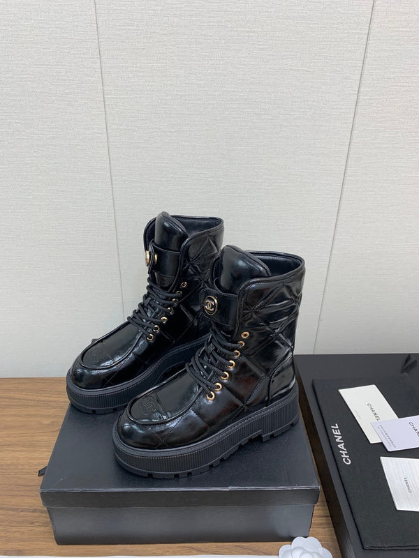 CC Short Boots 30mm Gloosy Black Cowhide