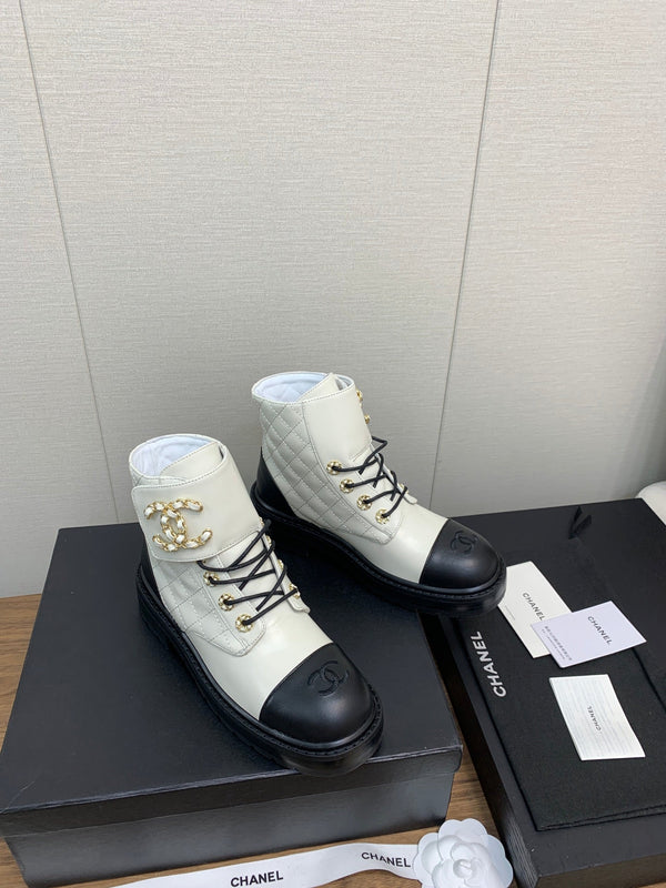 CC Ankle Boots White Mix Black Cowhide