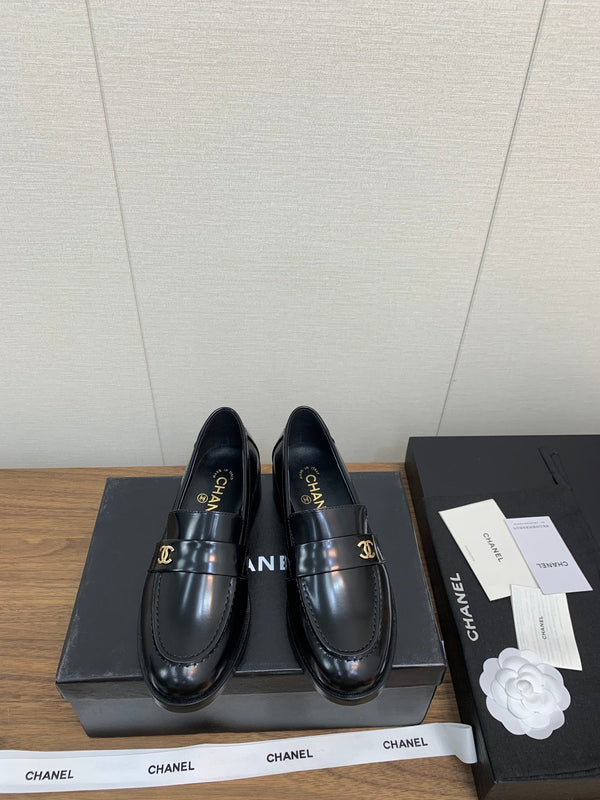 CC Loafers 25mm Glossy Black Lambskin