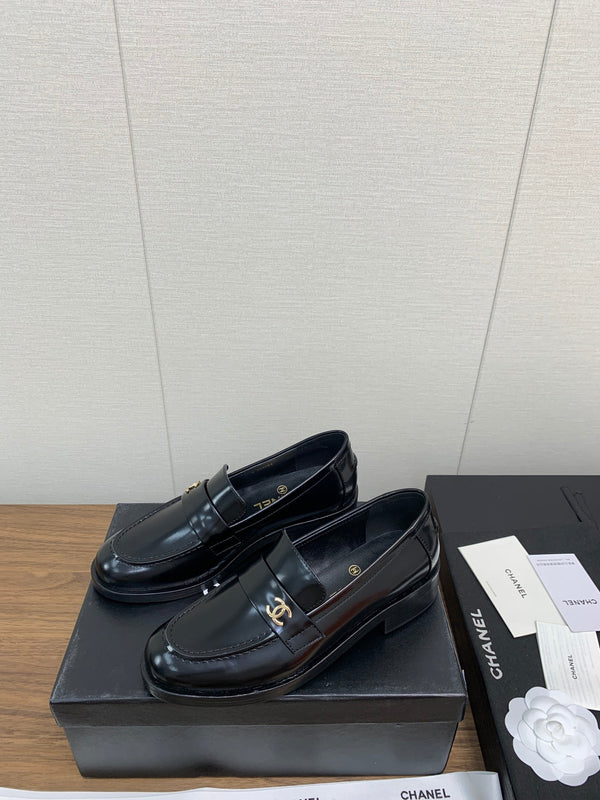 CC Loafers 25mm Glossy Black Lambskin