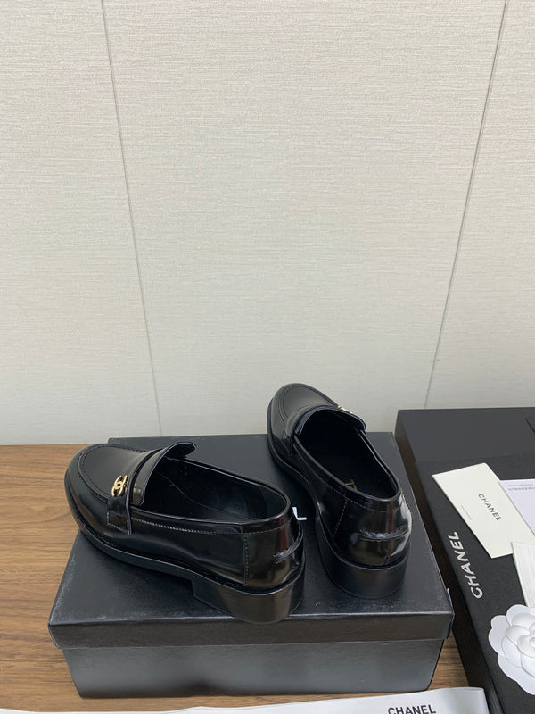 CC Loafers 25mm Glossy Black Lambskin