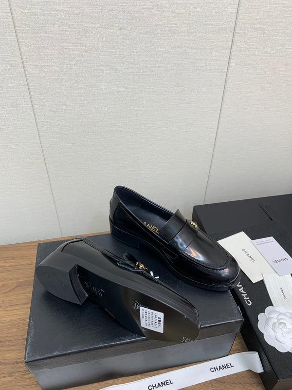 CC Loafers 25mm Glossy Black Lambskin