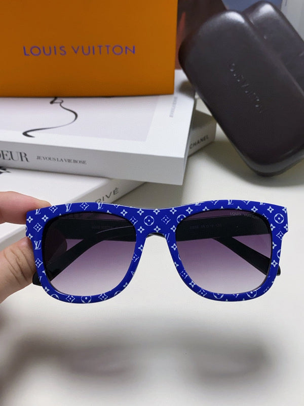 MONOGRAM SUNGLASS 581385 IN BLUE ACETATE FRAME