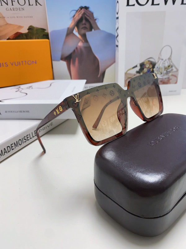 SQUARE SUNGLASS 581367 IN BROWN ACETATE MONOGRAM MASK ON LENS