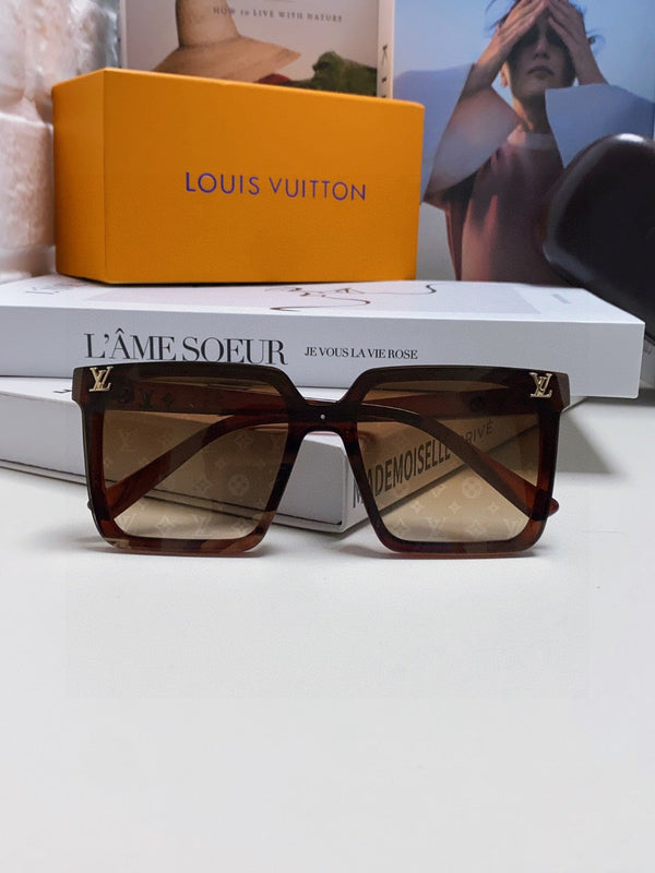 SQUARE SUNGLASS 581367 IN BROWN ACETATE MONOGRAM MASK ON LENS