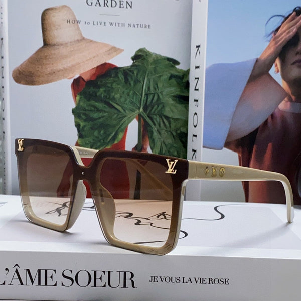 OCCHIALE DA SOLE QUADRATO 581368 IN ACETATO BEIGE