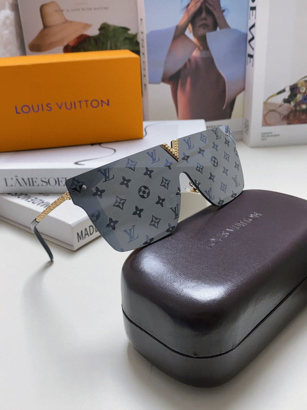 SQUARE SUNGLASS 581371 IN GOLD METAL MONOGRAM ON LENS