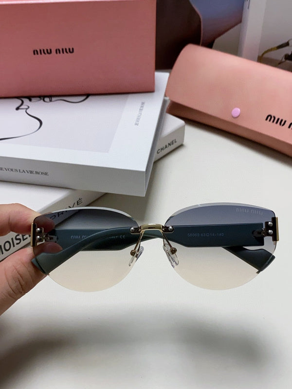 LUNETTES DE SOLEIL LOGO 513012 EN ACÉTATE BLEU