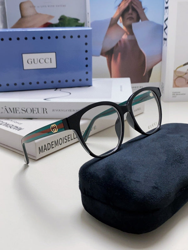 OCCHIALI DA SOLE CON MONTATURA A FARFALLA 570220 IN ACETATO