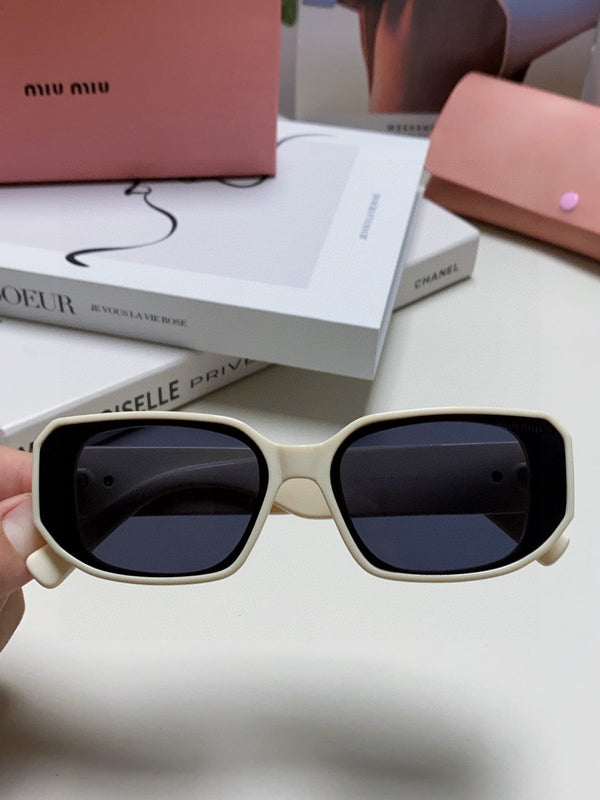 LUNETTES DE SOLEIL GLIMPSE 576819 EN ACÉTATE BLANC
