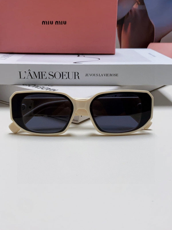 LUNETTES DE SOLEIL GLIMPSE 576819 EN ACÉTATE BLANC
