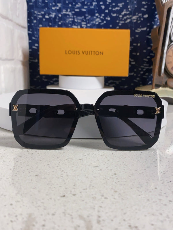 SQUARE SUNGLASSES 573321 IN BROWN ACETATE BLACK LENS MONOGRAM LOGO