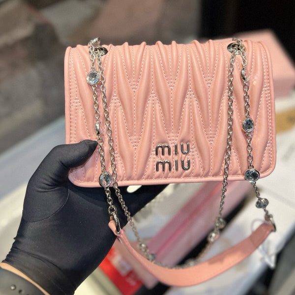BORSA A CATENA CON CRISTALLI MATELASSÉ 21 IN PELLE DI AGNELLO ROSA CONTORNO