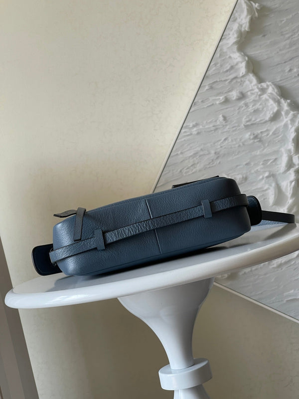 SIMPLY MINI 22 IN FIORD BLUE GRAINED CALFSKIN