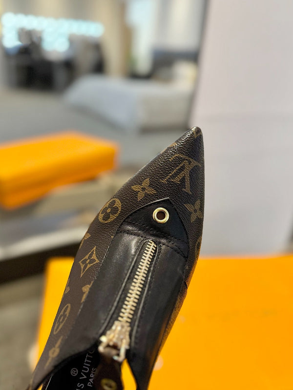 ALLURE HIGH 8 CM SLINGBACK IN CHOCOLATE BROWN MONOGRAM CALFSKIN