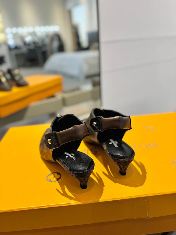 SANDALI ALLURE HIGH 4,5 CM IN PELLE DI VITELLO MONOGRAM MARRONE CIOCCOLATO