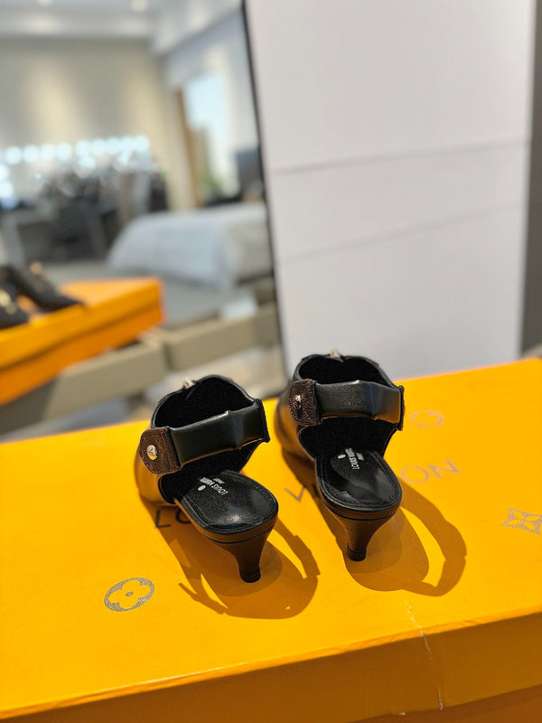 SANDALI ALLURE HIGH 4,5 CM IN PELLE DI VITELLO CON MONOGRAMMA NERO