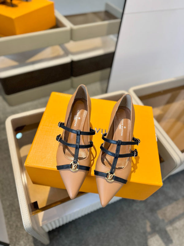 DÉCOLLETÉ ALTO 5 CM CON TRIPLO CINTURINO IN PELLE DI VITELLO MARRONE SIDRO E CINTURINO NERO