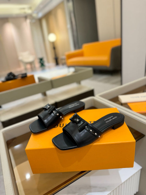 LV x TM 6AM Flat Mule Black Sheepskin 241219