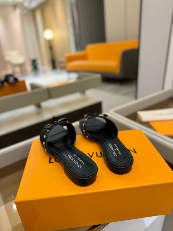 LV x TM 6AM Flat Mule Black Sheepskin 241219