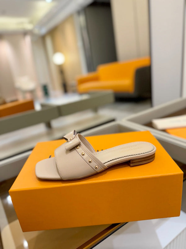 LV x TM 6AM Flat Mule Beige Sheepskin 241222