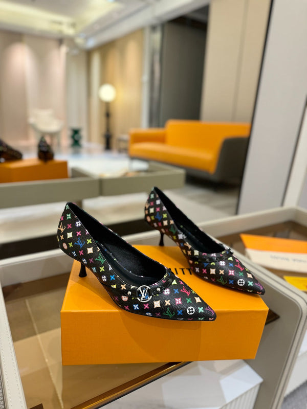 6AM 4cm Décolleté in tela monogramma nera e pelle verniciata 241194