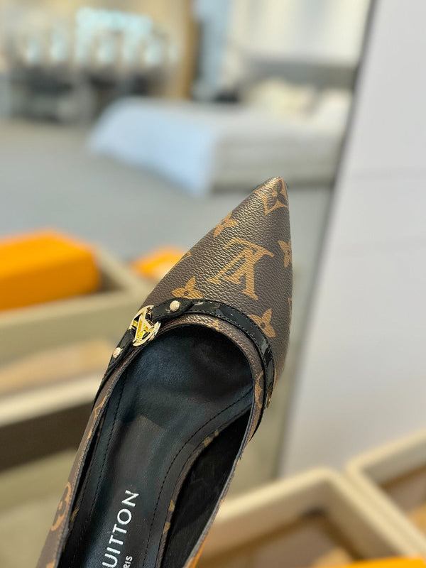 6AM 5,5 cm Scarpe con tacco in tela monogramma marrone e pelle verniciata 241203