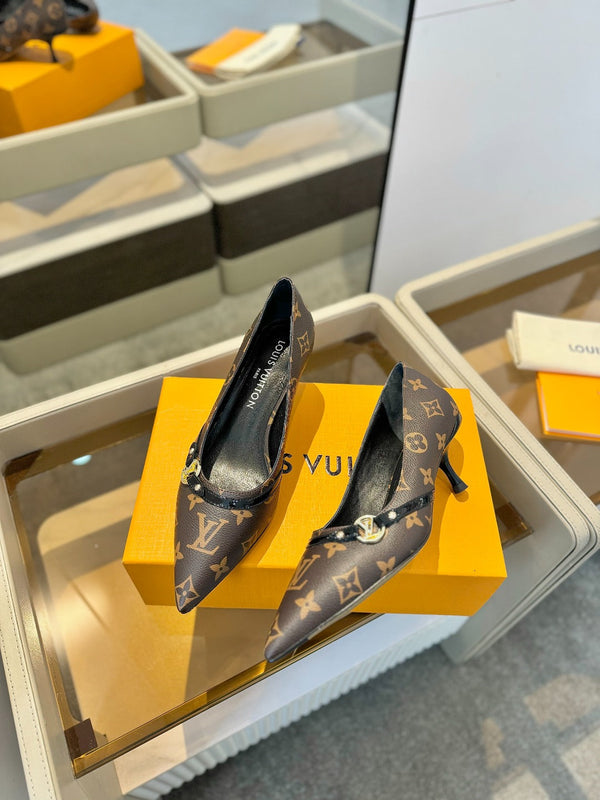 6AM 5,5 cm Scarpe con tacco in tela monogramma marrone e pelle verniciata 241203