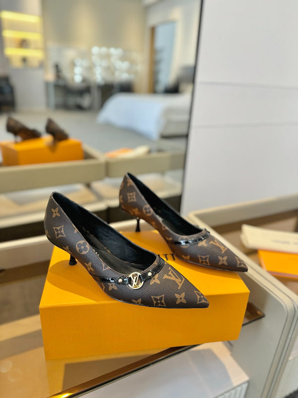 6AM 5,5 cm Scarpe con tacco in tela monogramma marrone e pelle verniciata 241203