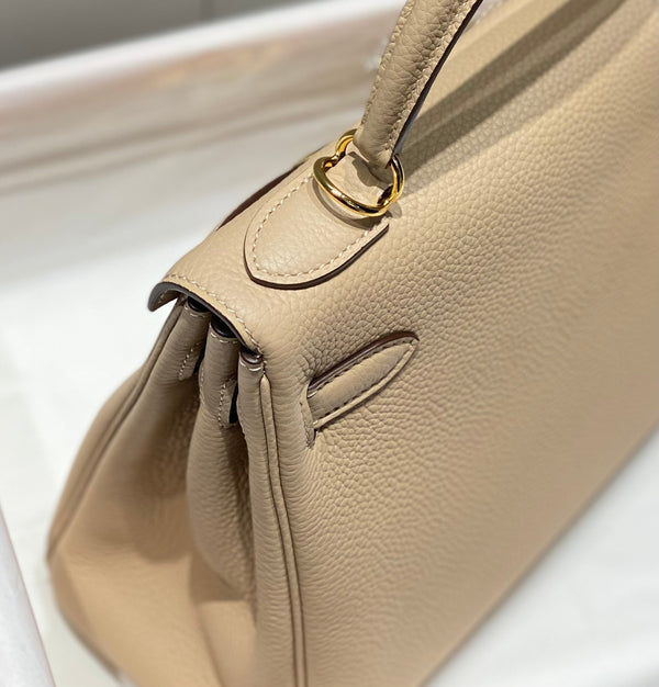HM KELLY 28CM LIGHT BEIGE TOGO GOLD HARDWARE