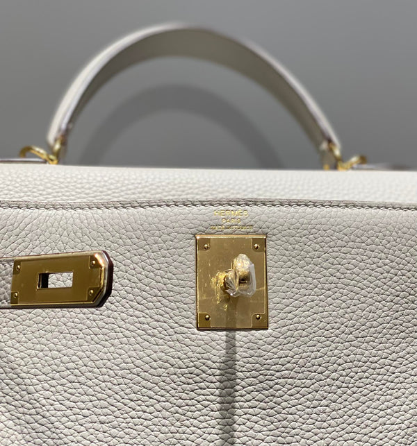 HM KELLY 28CM GRIGIO CHIARO TOGO GOLD HARDWARE