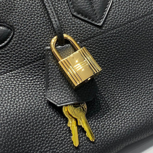 HM Shoulder Birkin 42 Black Cowhide with Gold Hardware 237640