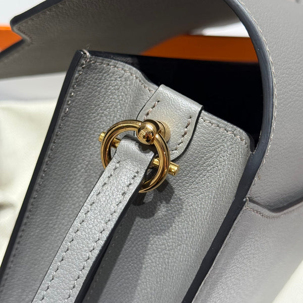 HM SAC ROULIS 18 GRAY EVERCOLOR CALFSKIN 237578