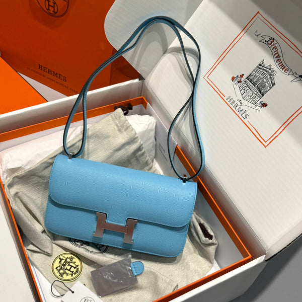Borsa HM Constance Elan 24 cm in pelle Epsom blu nuvola, finiture argentate