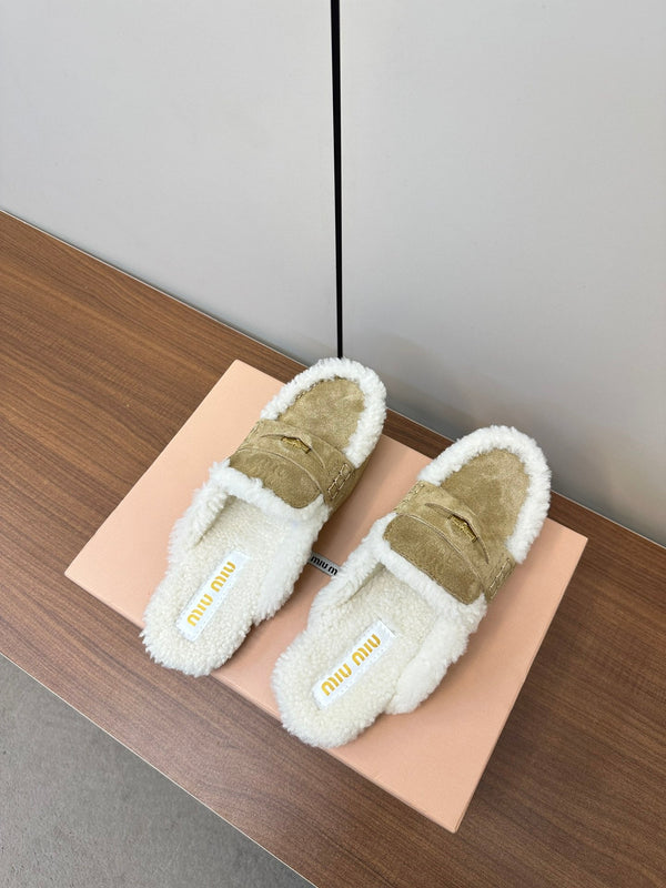 Miu Mule Half Fur Pelle Scamosciata Marrone Chiaro