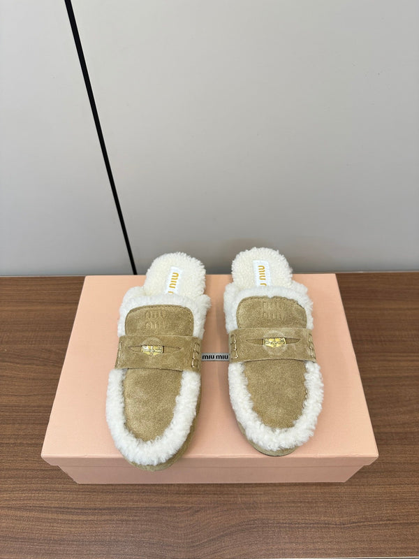 Miu Mule Half Fur Pelle Scamosciata Marrone Chiaro