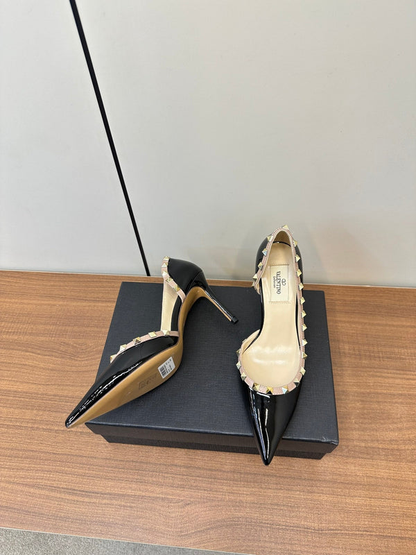 Valentino Black Rockstud D'Orsay Pumps 95mm Vacchetta 989892