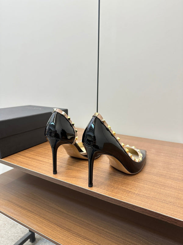 Valentino Black Rockstud D'Orsay Pumps 95mm Vacchetta 989892