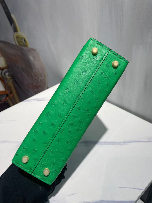 Hermes Kelly 19 Sellier Green Ostrich Leather Bag GHW (need 25 day to produce) 270333