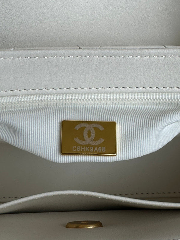 cc 24a nano 19cm kelly shopper bag pastel white lambskin