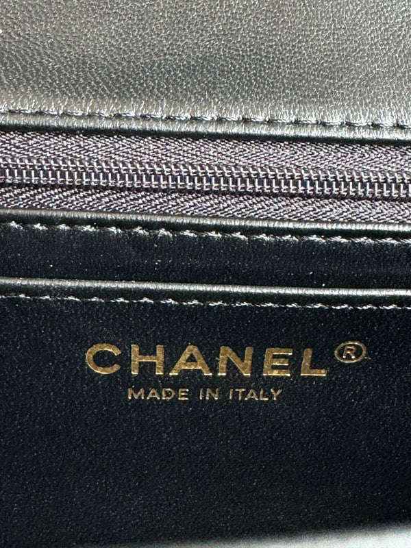 MINI FLAP BAG 20 IN BLACK GLOSSY CALFSKIN GOLD HARDWARE