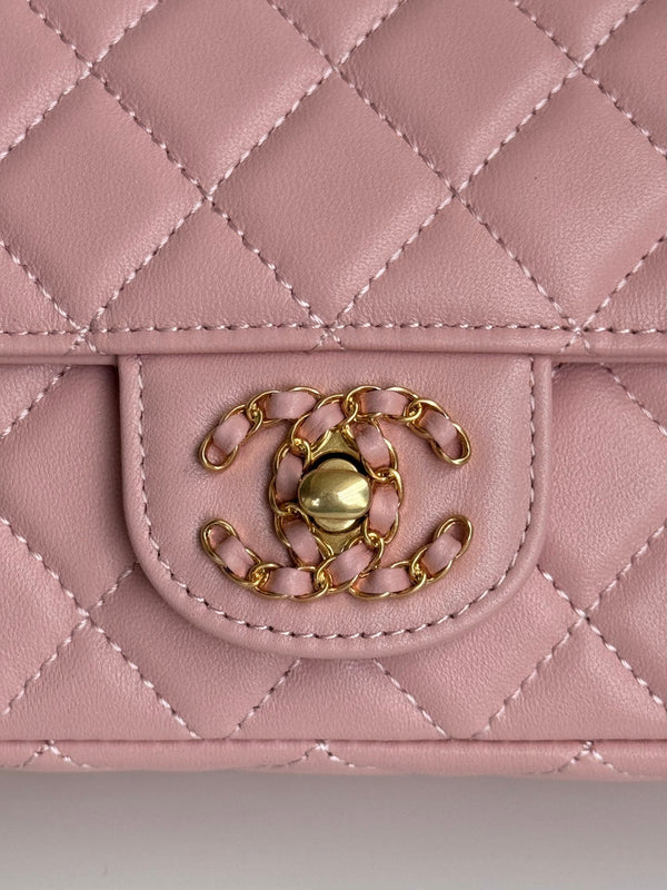 Borsa mini con patta 24c 20 cm con manico superiore in pelle di agnello rosa