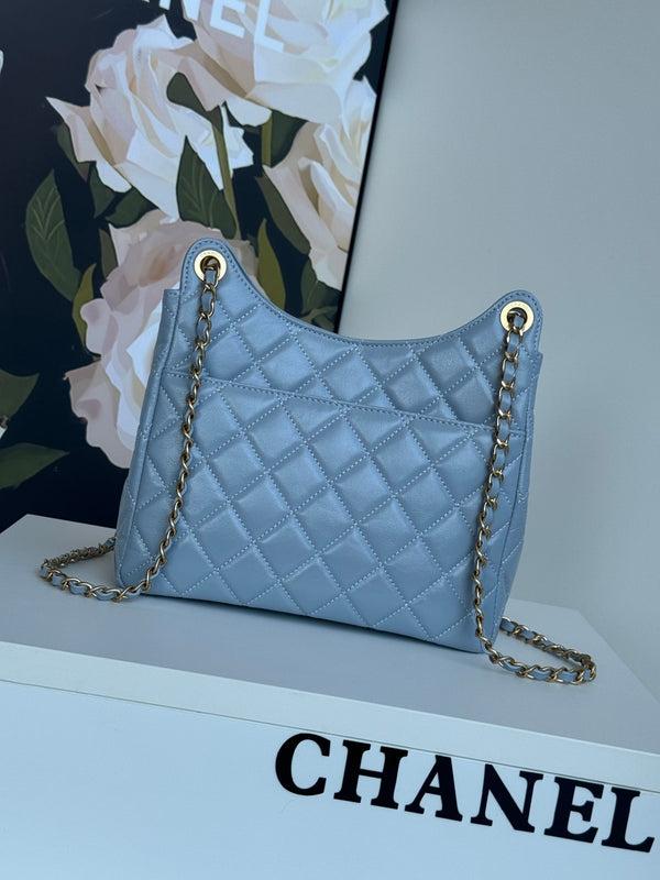 CC 23C Small Hobo Bag 21.5 Cloud Blue Lambskin Gold Hardware