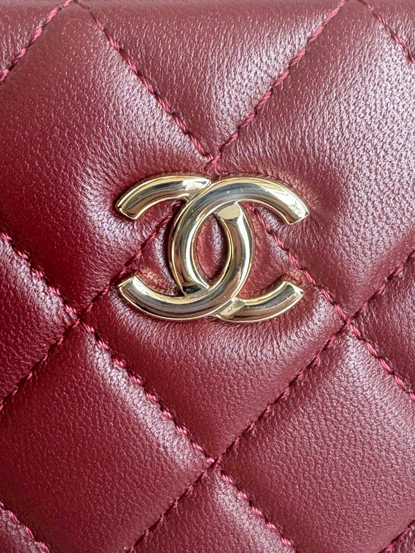 SMALL BOX BAG 18 IN BURGUNDY RED LAMBSKIN GOLD HARDWARE